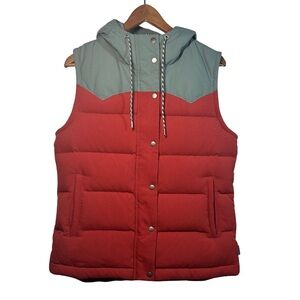 NWT Patagonia Bivy Down Hooded Vest Drumfire Red Women’s SZ M Mushroom Lining